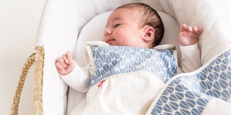 Einschlafhilfe Babys: 10 Tipps für einen entspannten Babyschlaf